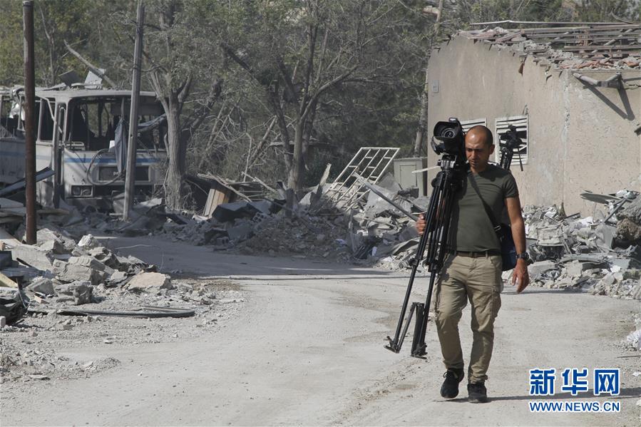 (國際·圖文互動(dòng))(1)假如真有化武,我們?cè)趺纯赡苓€站在這里?——來自敘利亞人的追問