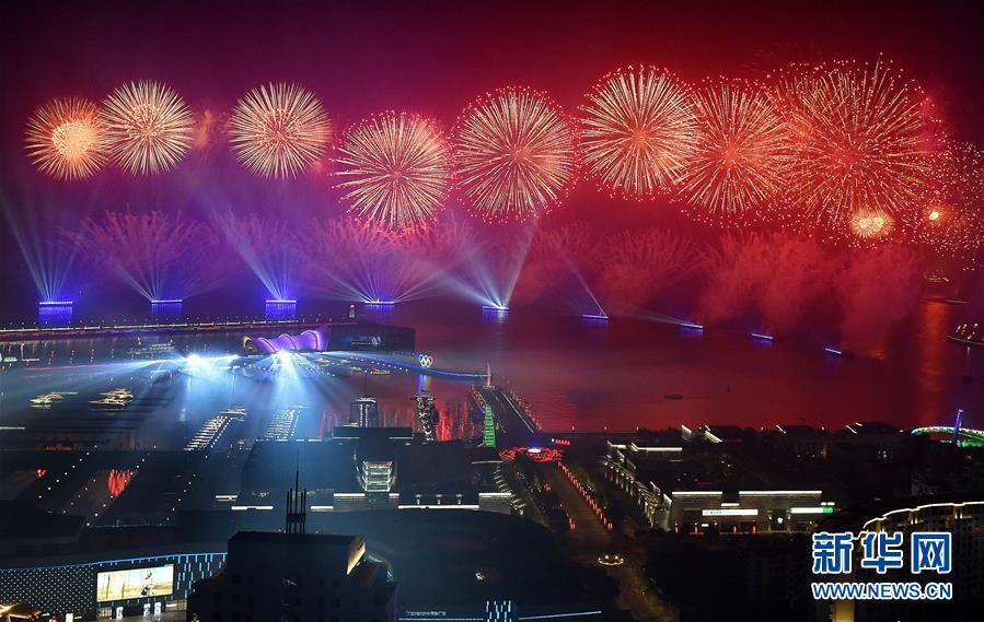 （新華全媒頭條&middot;上合青島峰會&middot;圖文互動）（5）攜手前進，開啟上合發(fā)展新征程 &mdash;&mdash;習近平主席主持上合組織青島峰會 并舉行系列活動紀實