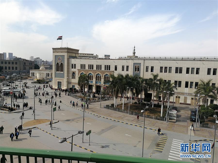 (國(guó)際)(2)埃及一火車站發(fā)生火災(zāi)致重大人員傷亡