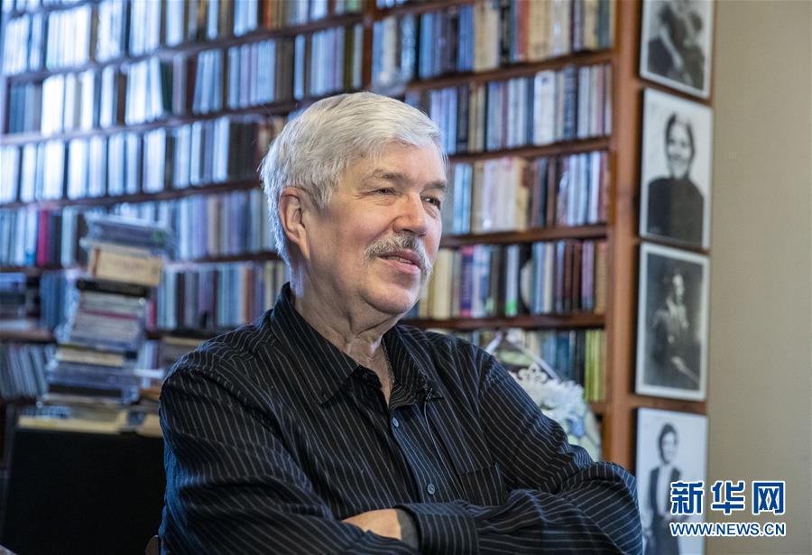 (國(guó)際·圖文互動(dòng))(1)通訊:一位美國(guó)音樂家的46年中國(guó)“琴緣”