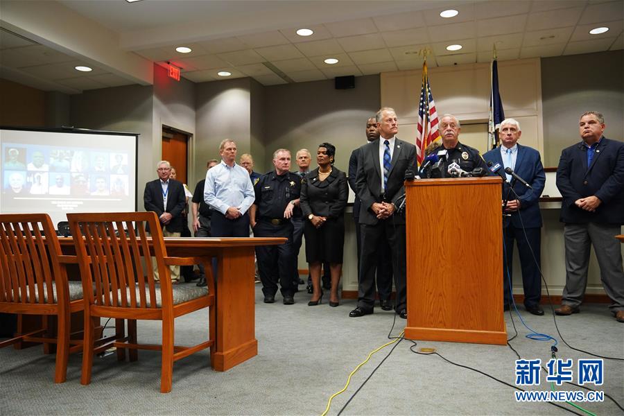 (國(guó)際)(1)美國(guó)警方確認(rèn)槍擊案槍手為市政員工
