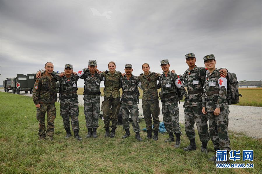 （國際&middot;圖文互動）（1）通訊：海外演訓場，走來一群中國衛(wèi)生士官