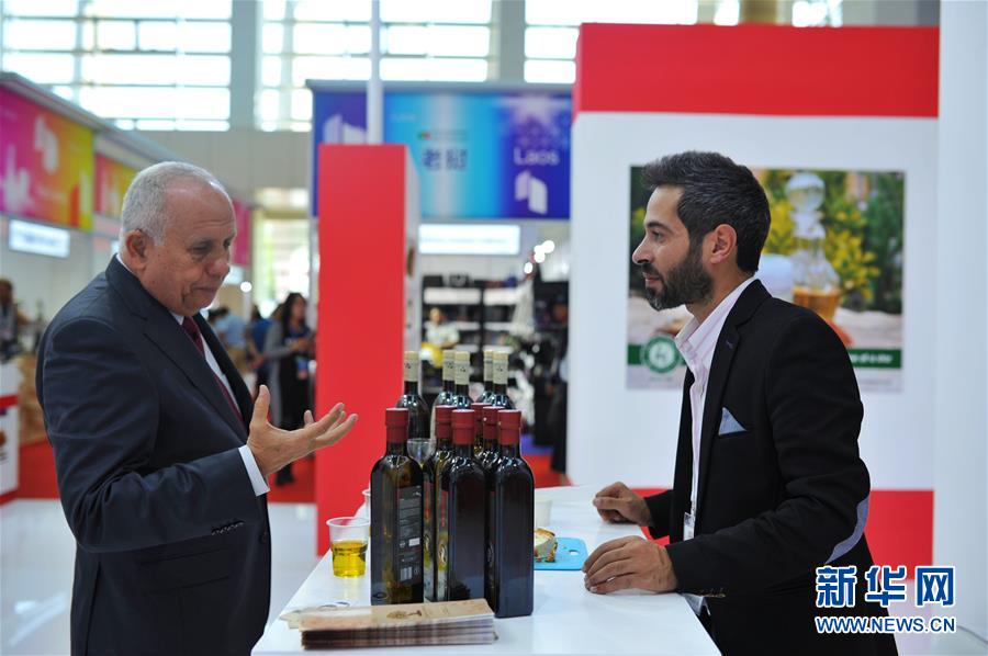 （新華全媒頭條&middot;圖文互動(dòng)）（14）舟舶繼路辟新天　商使交屬煥新顏&mdash;&mdash;寫在第四屆中阿博覽會(huì)開幕之際