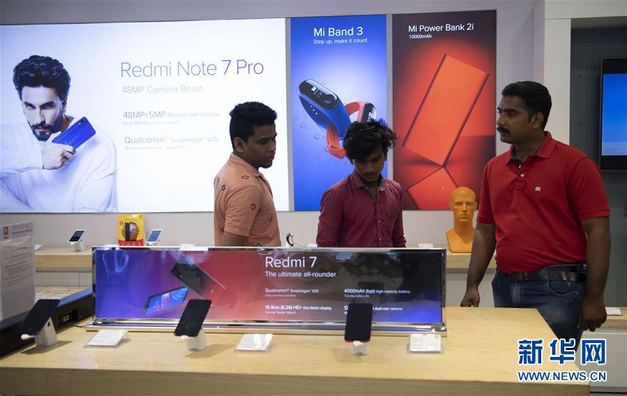 （習(xí)近平出訪配合稿&middot;圖文互動(dòng)）（5）特稿：電影、瑜伽、智能手機(jī)&mdash;&mdash;中印兩個(gè)文明古國交往&ldquo;新故事&rdquo;