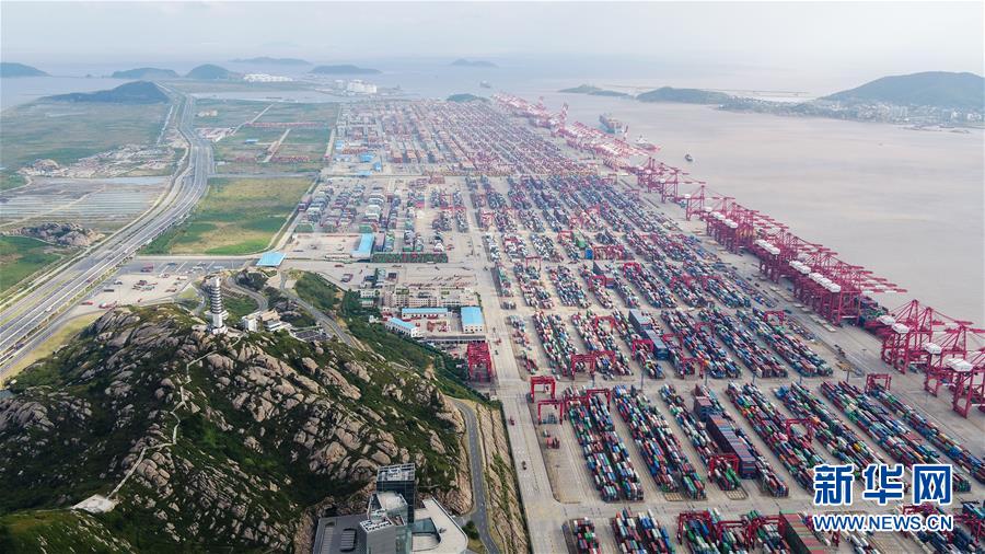 (新華全媒頭條·第二屆進(jìn)博會·圖文互動(dòng))(8)進(jìn)博之光輝耀世界 ——寫在第二屆中國國際進(jìn)口博覽會開幕之際