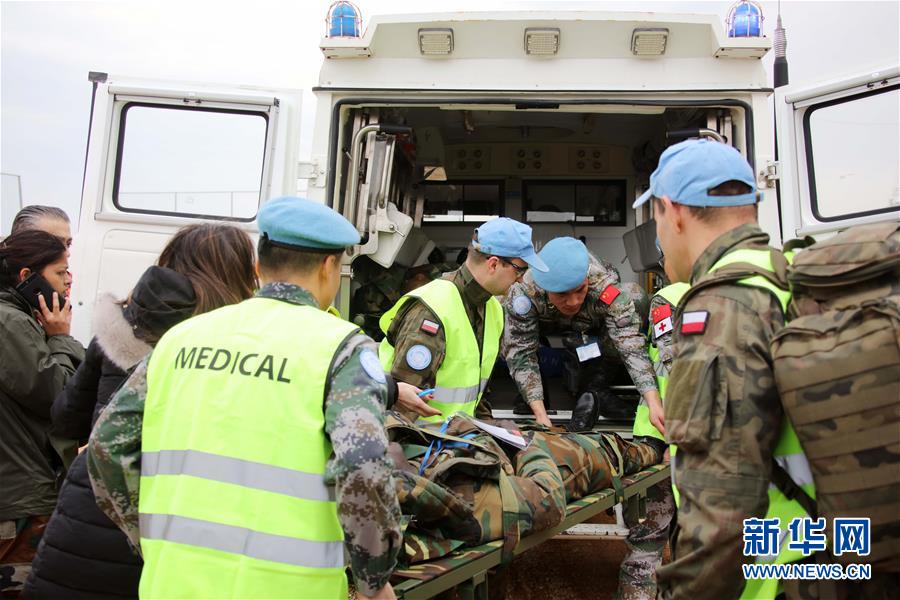 (國際·圖文互動)(1)中國赴黎維和部隊(duì)首次參加聯(lián)黎部隊(duì)航空救援演習(xí)