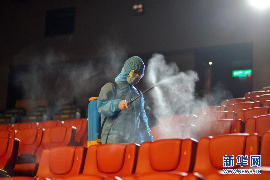 (新華全媒頭條·圖文互動)(4)世界抗疫之戰(zhàn)的啟示——寫在2020年全球新冠確診病例達(dá)2020萬之際