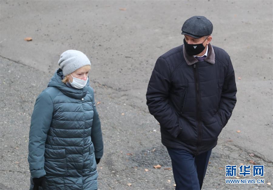 （國(guó)際疫情）（2）白俄羅斯首都明斯克：強(qiáng)制佩戴口罩