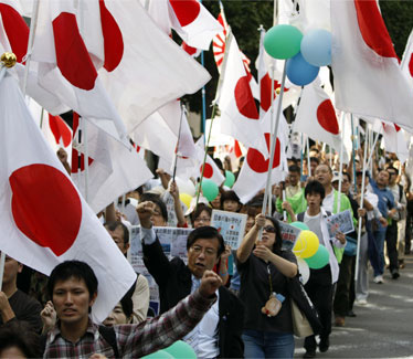 日右翼與新納粹能撇清嗎？