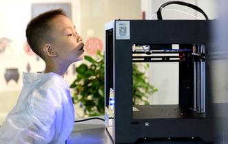 西安：在博物館與文物修復(fù)&ldquo;零距離&rdquo;