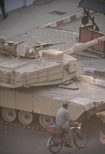 埃及重回軍人政治時(shí)代？