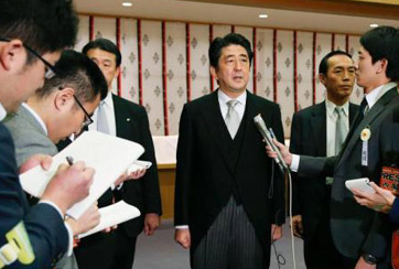 安倍機(jī)關(guān)算盡又能撈到幾根稻草？