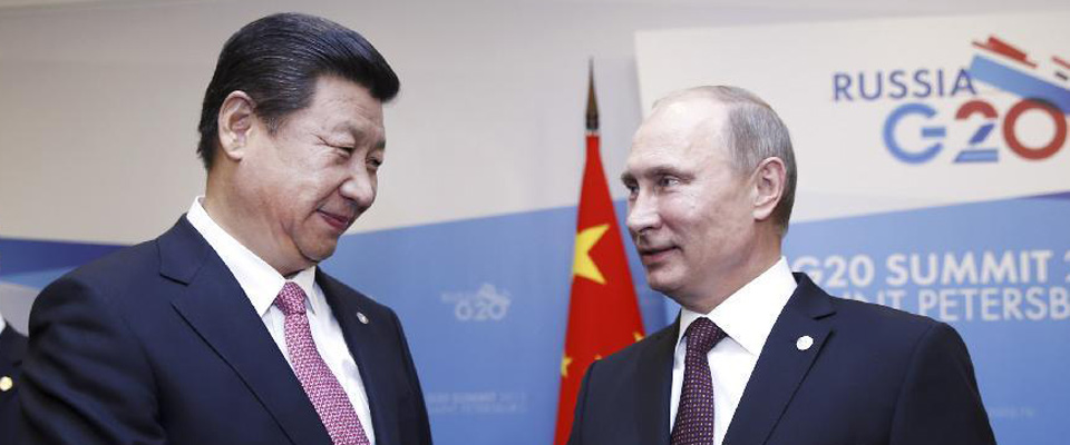 2013年9月，習(xí)近平在圣彼得堡會(huì)見普京