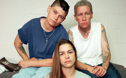 探訪(fǎng)美國(guó)加州女子監(jiān)獄 那些監(jiān)獄里的女人們